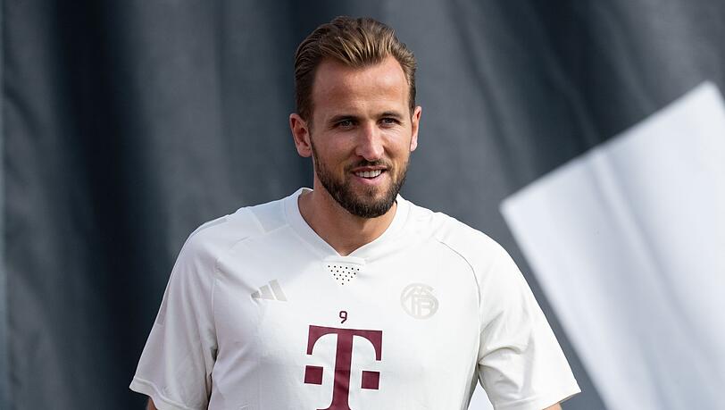 Abschlusstraining FC Bayern auf dem Trainingsgelände an der Säbener Straße. Harry Kane in Aktion.
