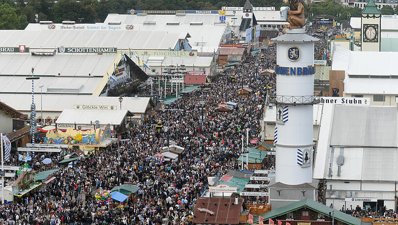 News zum Oktoberfest 2023: Beeindruckende Zahlen bei neuem Wiesn-Rekord