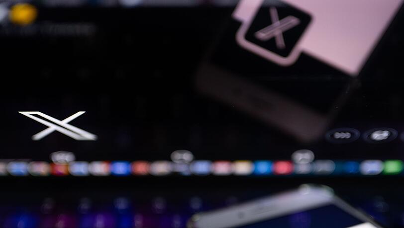 Forscher der Stanford University haben ein Tool entwickelt, um die parteipolitische Feindseligkeit in einem Feed der Online-Plattform X spürbar zu verringern. (Illustration)