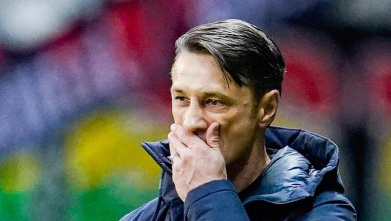 Für Bayern-Trainer Niko Kovac wird es unruhig. Für Bayern-Trainer Niko Kovac wird es unruhig.