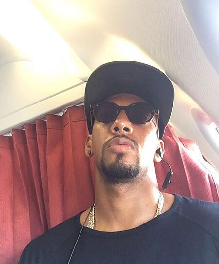 Vorfreude auf den Urlaub: "Let me introduce you my friend right now... MR. HOLIDAY", schrieb Jérôme Boateng unter dieses Bild.