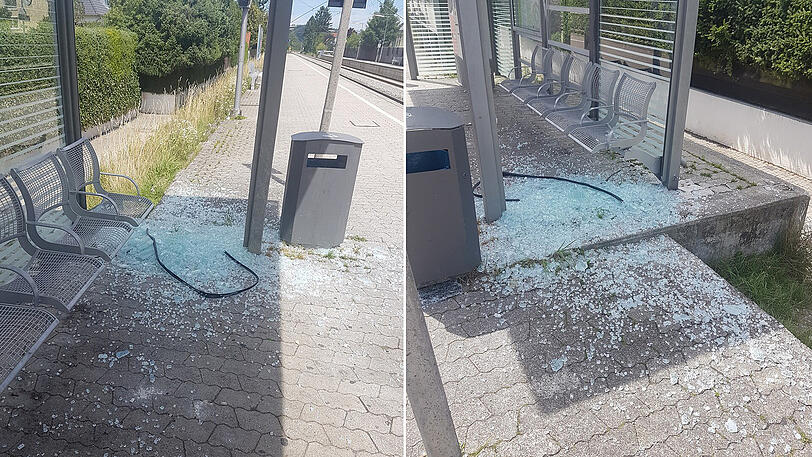 Die zerstörte Glasscheibe am Bahnhof.