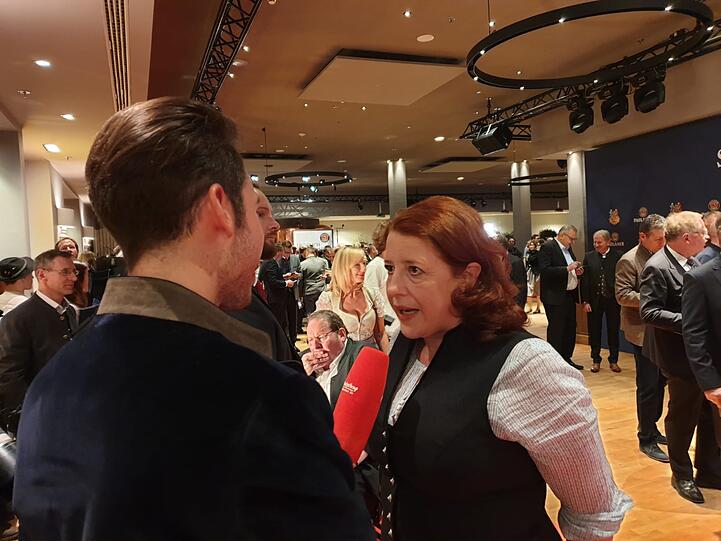 Luise Kinseher im Gespräch mit der AZ.