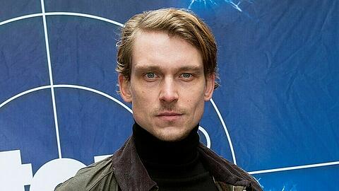 Schauspieler Daniel Sträßer nimmt als Hauptkommissar Adam Schürk im Saarland-"Tatort" seinen Dienst auf.
