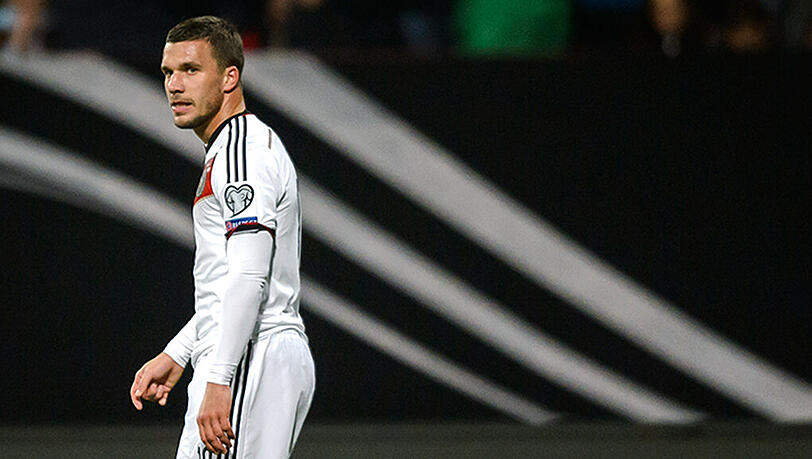 Lukas Podolski denkt nicht über einen Rücktritt von der Nationalmannschaft nach. Lukas Podolski denkt nicht über einen Rücktritt von der Nationalmannschaft nach.