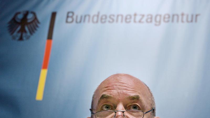 Freut sich über den Rückschlag für die Stromkonzerne: Matthias Kurth, Chef der Bundesnetzagentur. Freut sich über den Rückschlag für die Stromkonzerne: Matthias Kurth, Chef der Bundesnetzagentur.