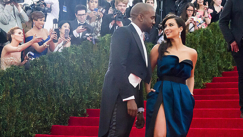 Verliebt, verlobt, verheiratet: Kanye West und Kim Kardashian Verliebt, verlobt, verheiratet: Kanye West und Kim Kardashian