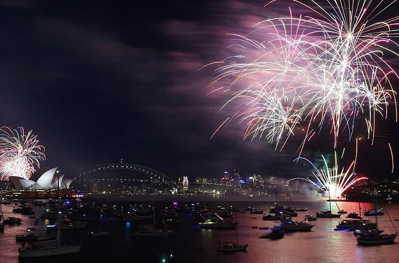 Feuerwerk über Sydney - gegen 14 Uhr deutscher Zeit begrüßten die Australier das neue Jahr.