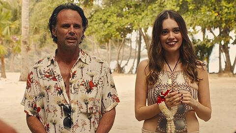 Neue Gesichter aus der dritten Staffel von "The White Lotus": Walton Goggins und "Sex Education"-Star Aimee Lou Wood.