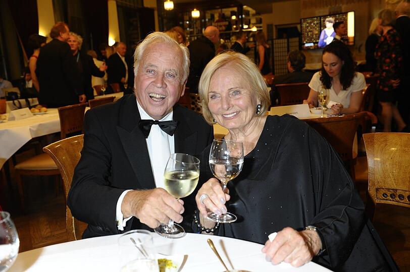 Ruth Maria Kubitschek mit ihrem Lebensgefährten Wolfgang Rademann.