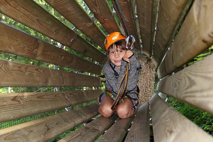 Mit der richtigen Ausrüstung ist die Bergwelt auch für Kinder ein traumhaftes Erlebnis.