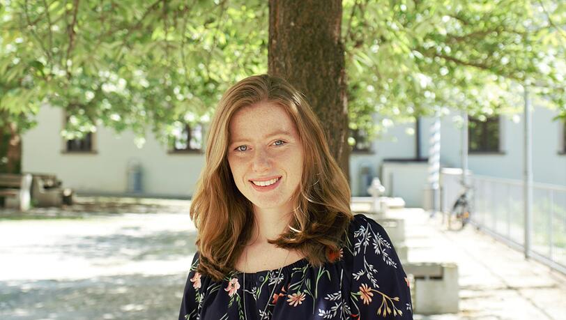 Die Passauer Studentin Corinna Schütz kämpft gegen frauenfeindliche Volksliedtexte. Die Idee dazu kam von den Comedians Joko und Klaas. Die Passauer Studentin Corinna Schütz kämpft gegen frauenfeindliche Volksliedtexte. Die Idee dazu kam von den Comedians Joko und Klaas.