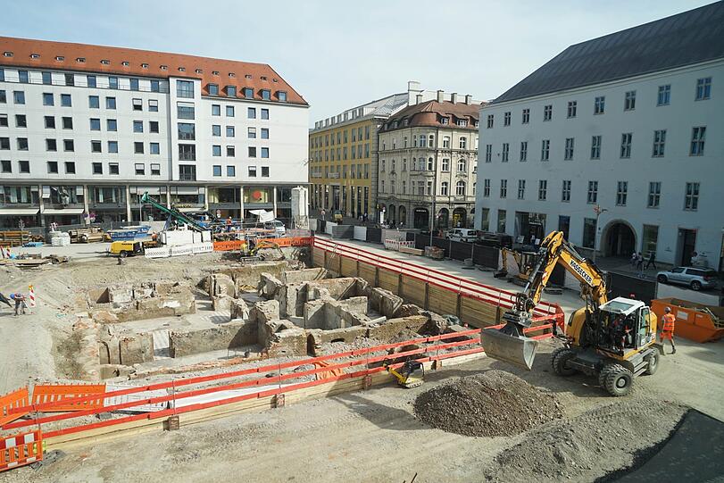 Archäologie am Marienhof: Zuletzt untersuchten Archäologen die historischen Kelleranlagen hinter dem Münchner Rathaus.