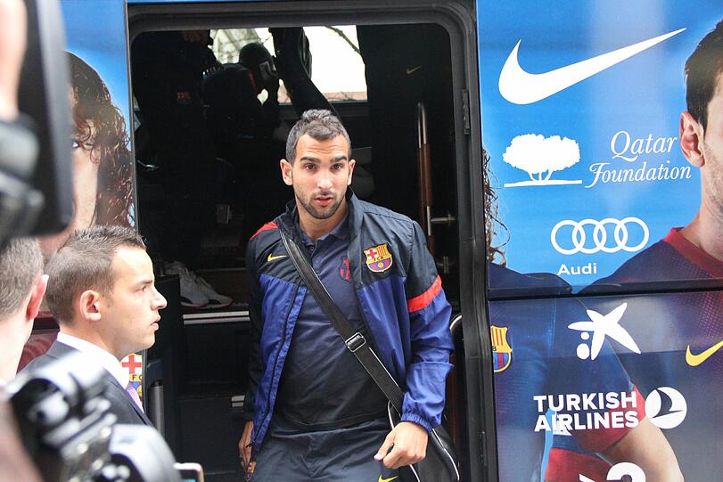 Hier kommt der FC Barcelona in München am Bayerischen Hof an. Die Bilder