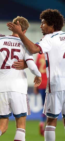 DANTE: NOTE 4 
Chef der Dreierkette. Ebenfalls mit Aussetzern. Klar, er kann mit Benatia noch nicht eingespielt sein. Doch man merkte, dass Boateng (geschont) fehlte. Spricht nicht für Dante.