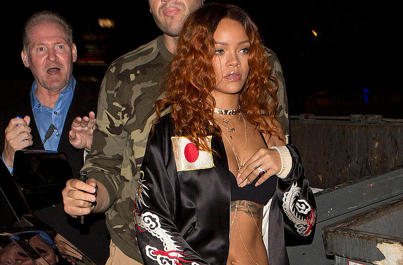 Rihanna hat einen ausgesetzten Welpen adoptiert und ihn Pepe getauft.