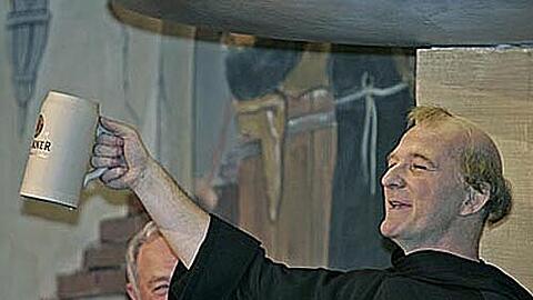 Prost Salvatorgemeinde: Michael Lerchenberg als Bruder Barnabas