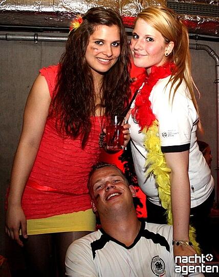 Rock & Roll Baby im Neuraum. Mehr Bilder unter: www.nachtagenten.de.