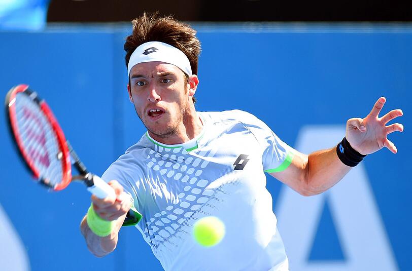 Der Argentinier Leonardo Mayer schaffte es erst nach 6:43 Stunden, das Davis-Cup-Match gegen Joao Souza für sich zu entscheiden.