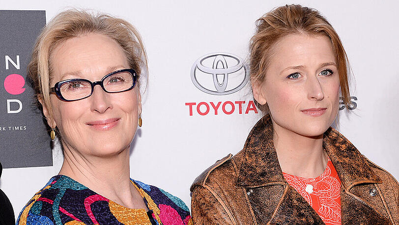 Meryl Streep (l.) und ihre Tochter Mamie Gummer verstehen sich nicht nur am Set prima Meryl Streep (l.) und ihre Tochter Mamie Gummer verstehen sich nicht nur am Set prima
