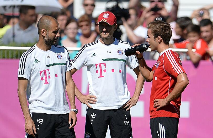Sehen Sie hier weitere Bilder vom ersten Mannschaftstraining mit Mario Götze.