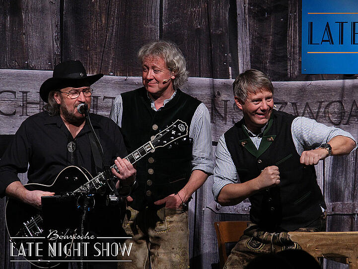 Die "Boarische Late Night Show" bietet zünftige Unterhaltung. Hier einige Impressionen.