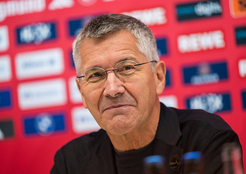 Herbert Hainer, der Pr&auml;sident des FC Bayern: "Ich bin der Meinung, dass man es den Klubs und ihren Mitgliedern &uuml;berlassen sollte, wie viele Anteile sie abgeben wollen."