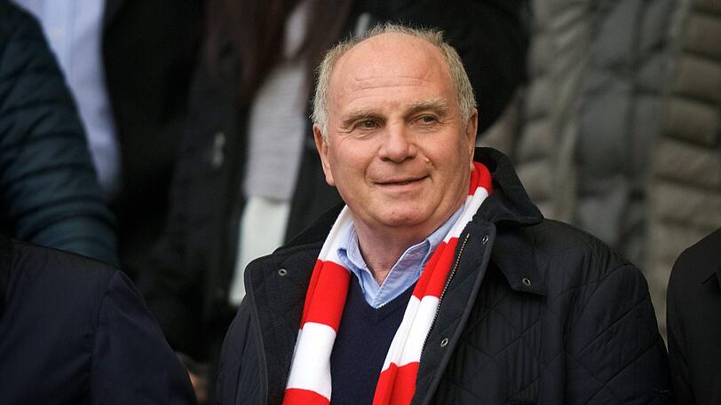 Der Umbruch im Sommer ist Pflicht. Eine Offensive in der Winterpause schließt Uli Hoeneß aber weiter aus.