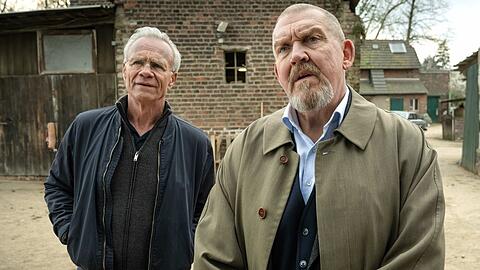Dass es die K&ouml;lner Routiniers Ballauf (Klaus J. Behrendt, links) und Schenk (Dietmar B&auml;r) in ihrem 96. Fall mal mit Preppern zu tun bekommen, h&auml;tten sie zu Beginn ihrer "Tatort"-Karriere 1997 auch nicht gedacht.