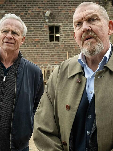 Dass es die K&ouml;lner Routiniers Ballauf (Klaus J. Behrendt, links) und Schenk (Dietmar B&auml;r) in ihrem 96. Fall mal mit Preppern zu tun bekommen, h&auml;tten sie zu Beginn ihrer "Tatort"-Karriere 1997 auch nicht gedacht.