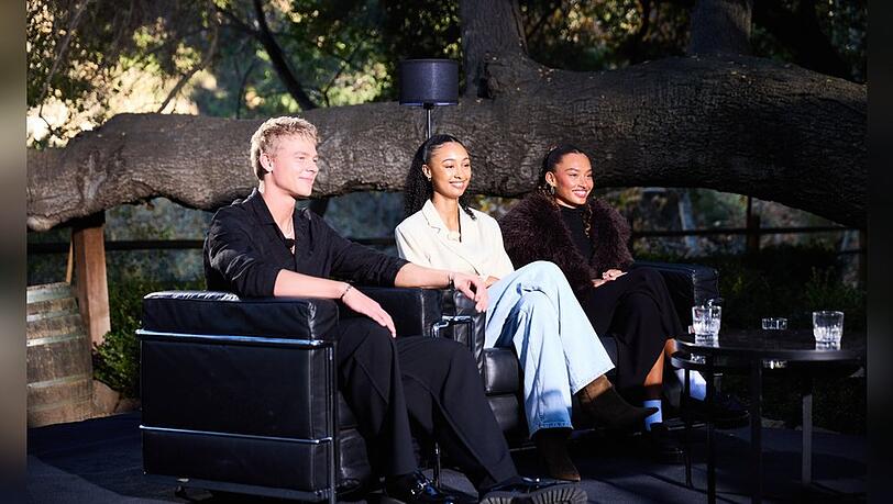 Keine Lust auf das Nacktshooting: Safia (M.) beim Interviewtraining