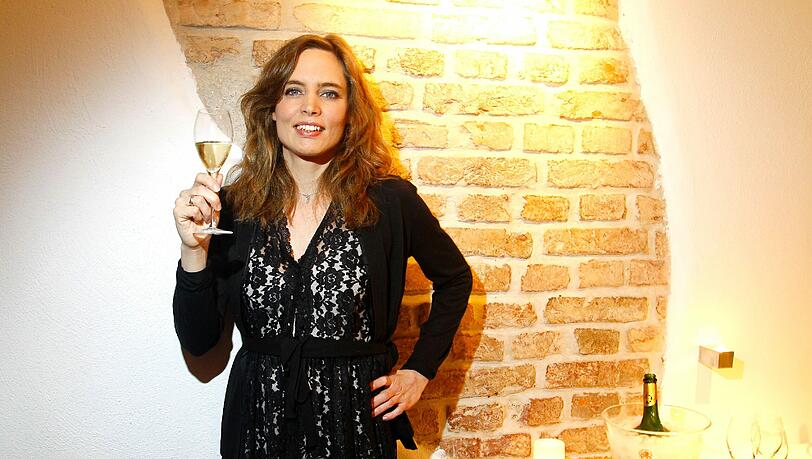 Tres chic: Vitalie Taittinger in München. Tres chic: Vitalie Taittinger in München.