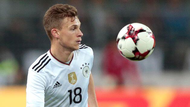 Joshua Kimmich fliegt als einziger Bayern-Spieler mit der deutschen Nationalmannschaft zum Confed Cup nach Russland.