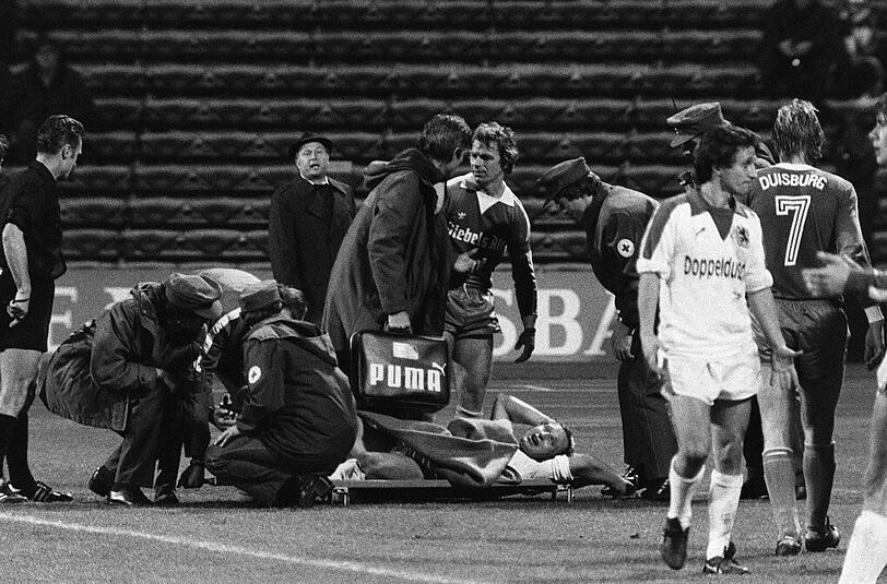 Das Spiel gegen den MSV Duisburg am 1. Dezember 1979 sollte das letzte in der Karriere des begnadeten Technikers sein.
