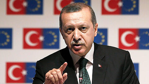 Die Lage in der Türkei bleibt angespannt. Präsident Erdogan greift hart durch.