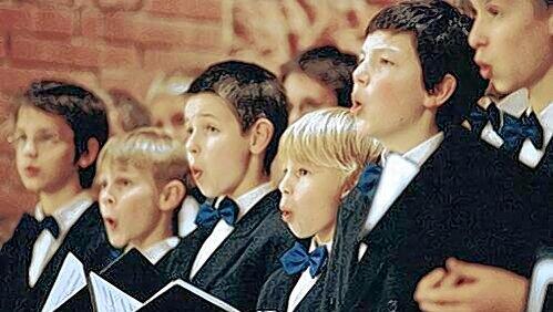 Stimmkunst in Vollendung: Der Windsbacher Knabenchor bewies in der Meisterhalle seine Klasse. Stimmkunst in Vollendung: Der Windsbacher Knabenchor bewies in der Meisterhalle seine Klasse.