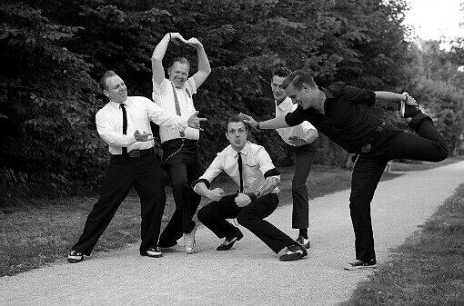 Fünf Musiker auf dem Weg zum Rock-Olymp - das sind die Rockin' Midgets
