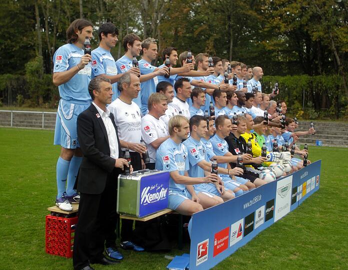 Offizielles Team-Foto des TSV 1860: Das Shooting