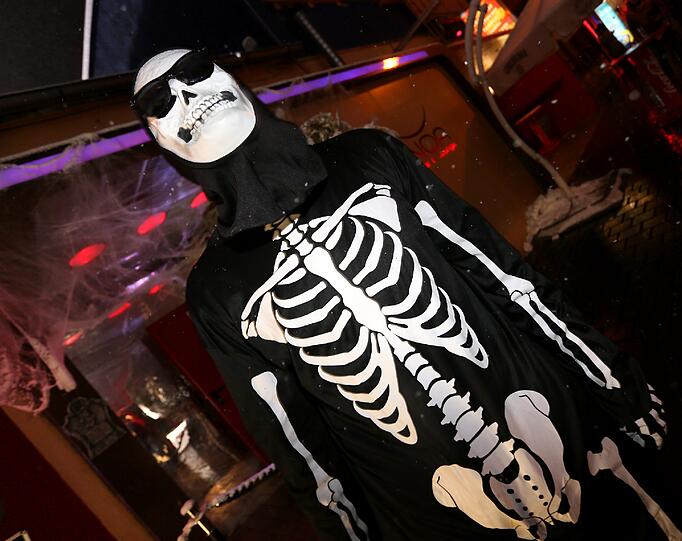 Bereits am Wochenende feierten die Münchner in den Clubs Halloween - Gruselig wird heuer auch Allerheiligen eingeläutet!