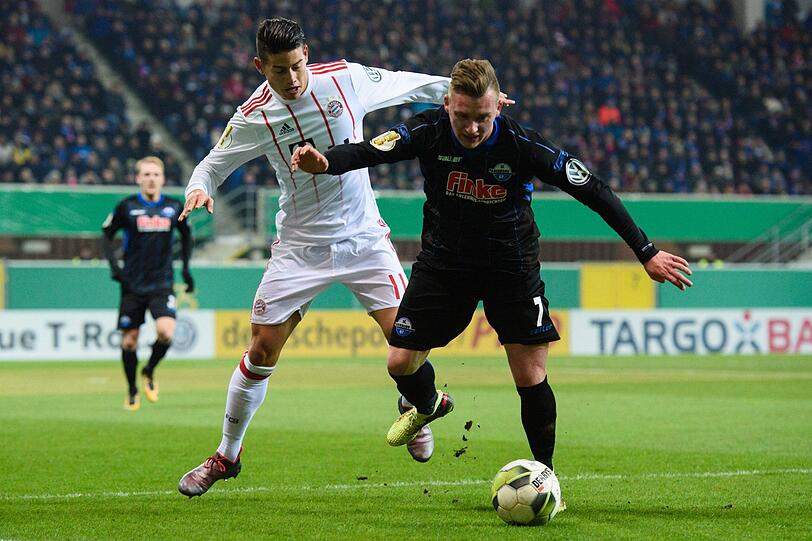 James Rodriguez: Note 3. Zuletzt brillant, diesmal ordentlich. Hatte seine Probleme mit dem schlechten Rasen. Aber der Kolumbianer kann kämpfen, das zeigte er. Ecken-Vorlage zum 4:0.