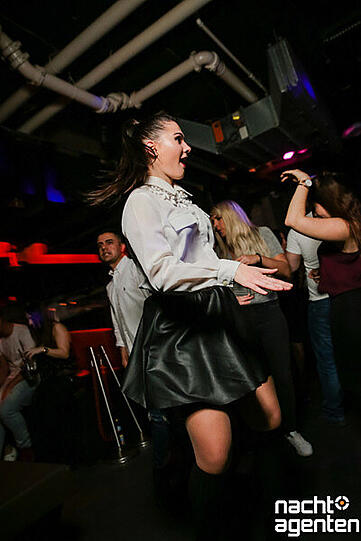 Auch an den Weihnachtsfeiertagen hatte der Neuraum geöffnet. Klicken Sie sich durch die Partybilder vom 24. und 25. Dezember.