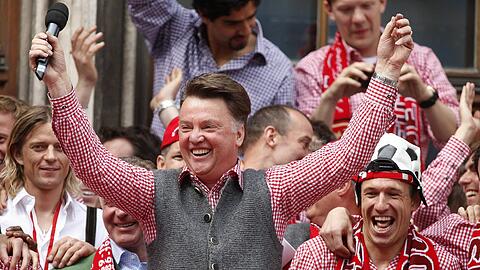 Louis van Gaal bei der Meisterfeier 2010. Das selbsternannte Feierbiest wird am Samstag 65.