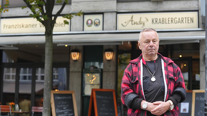 Dass er für Senf in Andy’s Krablergarten extra bezahlen musste, ärgert AZ-Leser Werner Stechbarth (im Bild). Doch der Koch wehrt sich gegen die Vorwürfe.