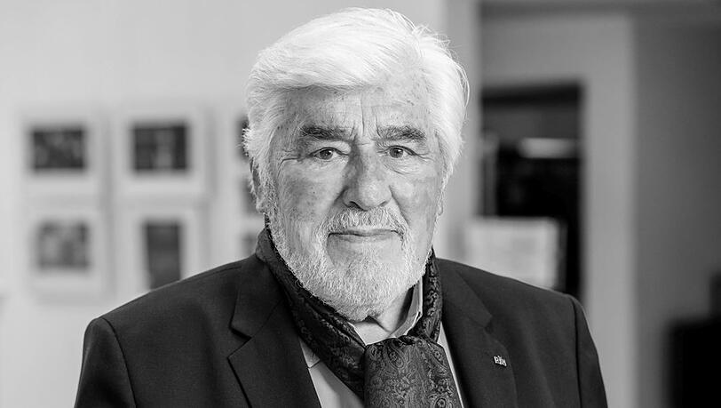 Große Trauer um einen großen Schauspieler: Mario Adorf ist tot. Große Trauer um einen großen Schauspieler: Mario Adorf ist tot.