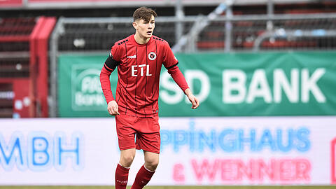 In der Vorsaison war Lenn Jastremski in die 3. Liga zu Viktoria Köln ausgeliehen worden. (Archivbild)