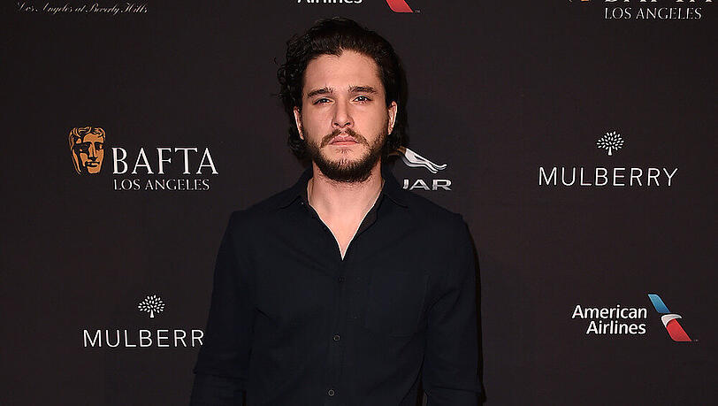Kit Harington macht auf dem roten Teppich eine gute Figur, auf die er keinesfalls reduziert werden will Kit Harington macht auf dem roten Teppich eine gute Figur, auf die er keinesfalls reduziert werden will