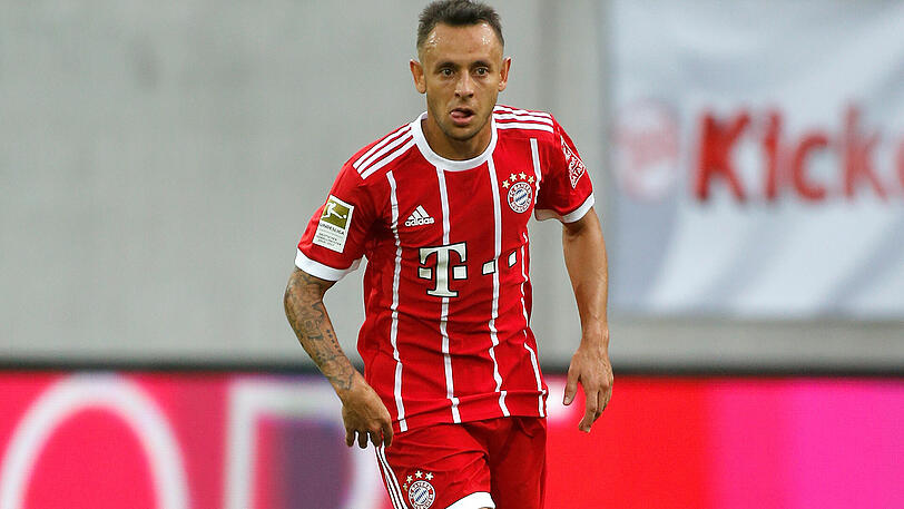 RAFINHA: Note 4. Ersetzte den verletzten David Alaba, am Donnerstag hatte Rafinha seinen 32. Geburtstag gefeiert. Ein ungefährlicher Fernschuss (23.), sonst war vom Deutsch-Brasilianer offensiv zu wenig zu sehen. (Archivfoto)