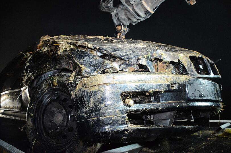 Am Auto entstand Totalschaden in Höhe von rund 6.000 Euro.