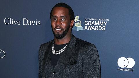 Sean "Diddy" Combs sitzt derzeit in New York im Gefängnis und wird mit schweren Vorwürfen konfrontiert.