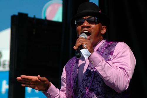 Mit neuem Lebensgefühl in die Rother Kulturfabrik: John Lee Hooker Jr. singt am Samstag von seinem Überlebenskampf gegen die Fährnisse des Lebens &ndash; &bdquo;All Odds Against Me&ldquo;.